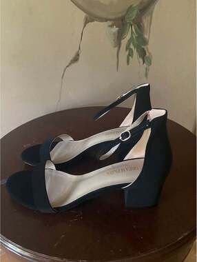Dream Pairs Women’s Chunk Low Heel Pump Sandals